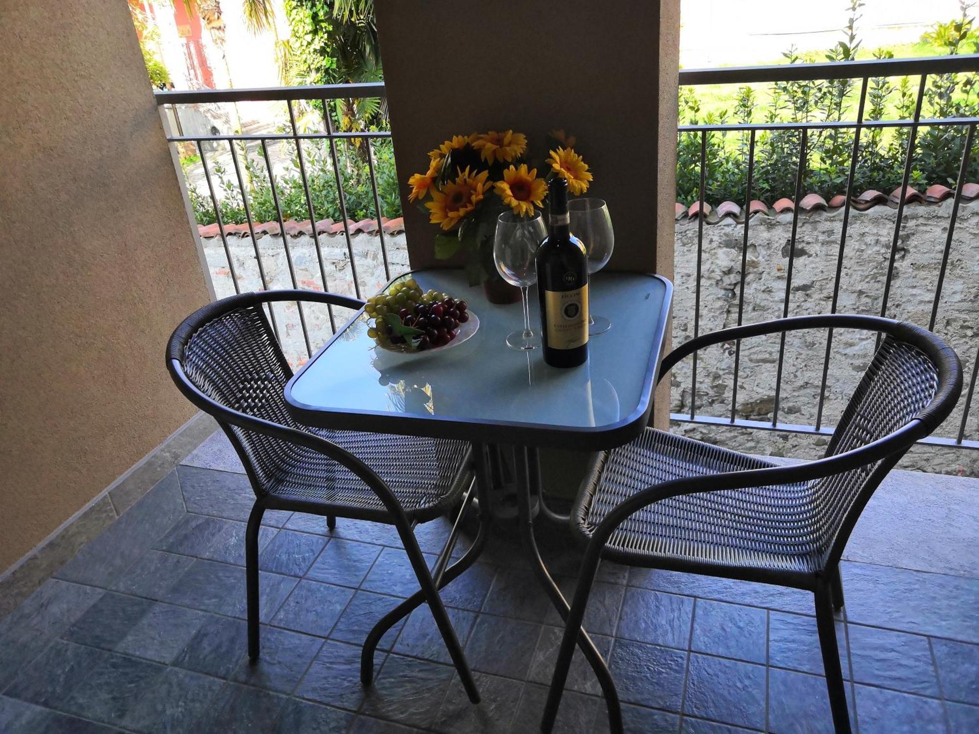 Butterfly Apt In Suna With Garage Βερμπάνια Εξωτερικό φωτογραφία